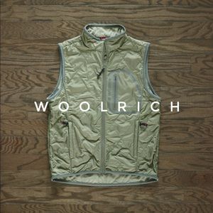 🛶 WOOLRICH Vest 🌲